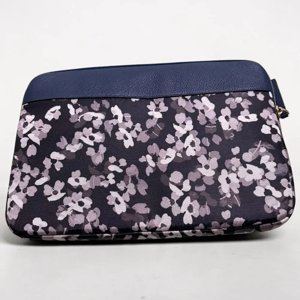 Kate Spade New York Laptop Sleeve with Zip Closure